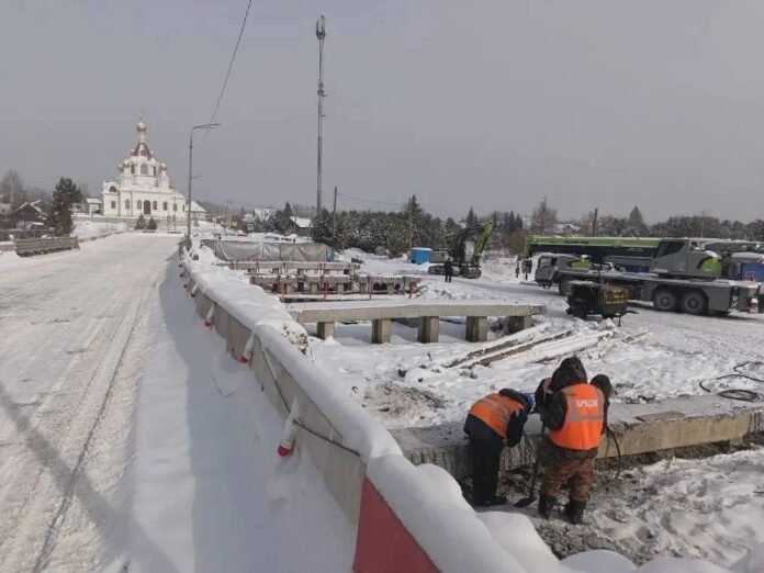 Губернатор объявил о масштабных ремонтах на уральских дорогах