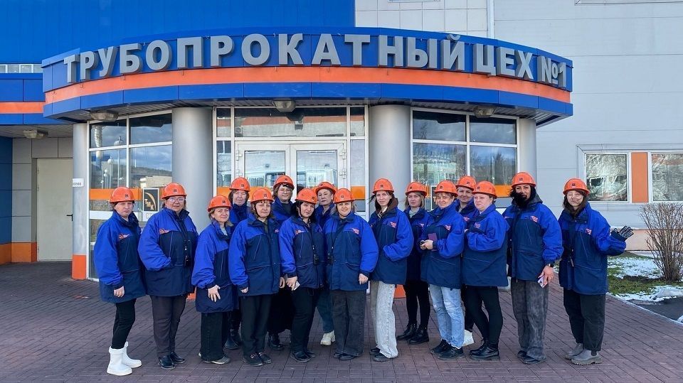 Дошкольные педагоги Полевского заглянули за кулисы производства СТЗ