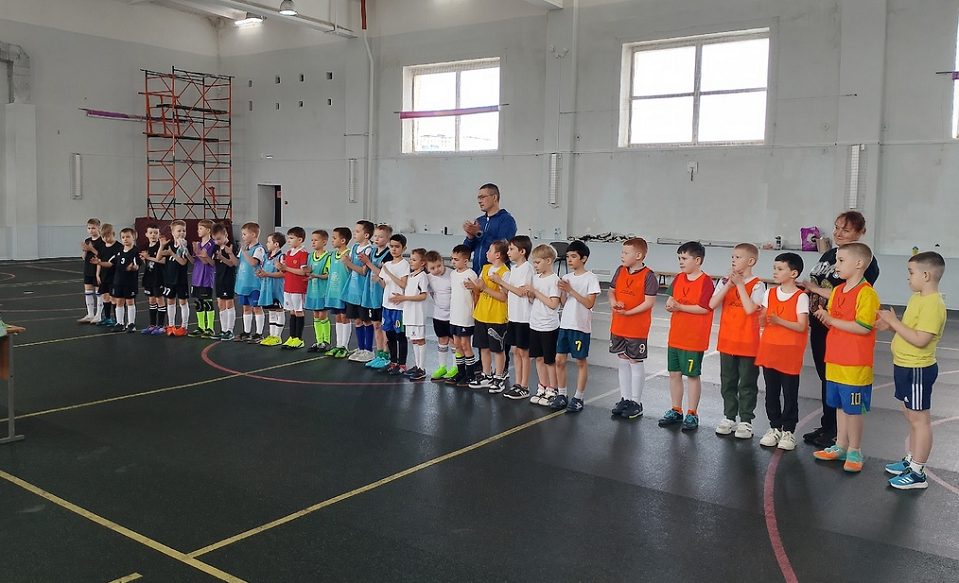 Зеленоборские лицеисты победили в мини-футбольном турнире на призы трубоэлектросварщиков!