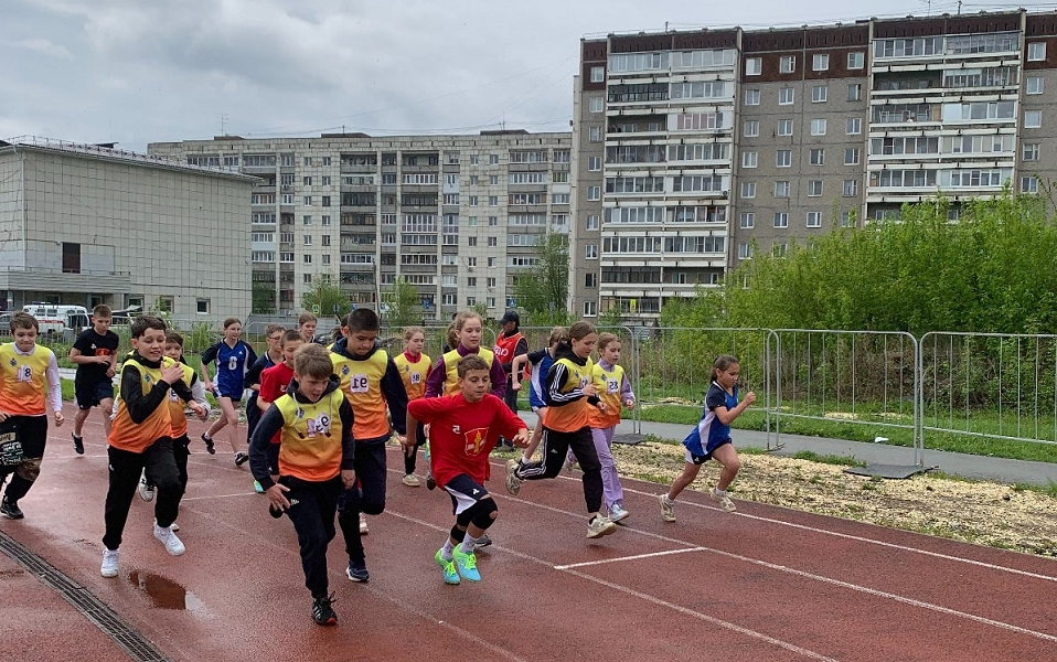 Полевские школьники достойно показали себя на президентских состязаниях