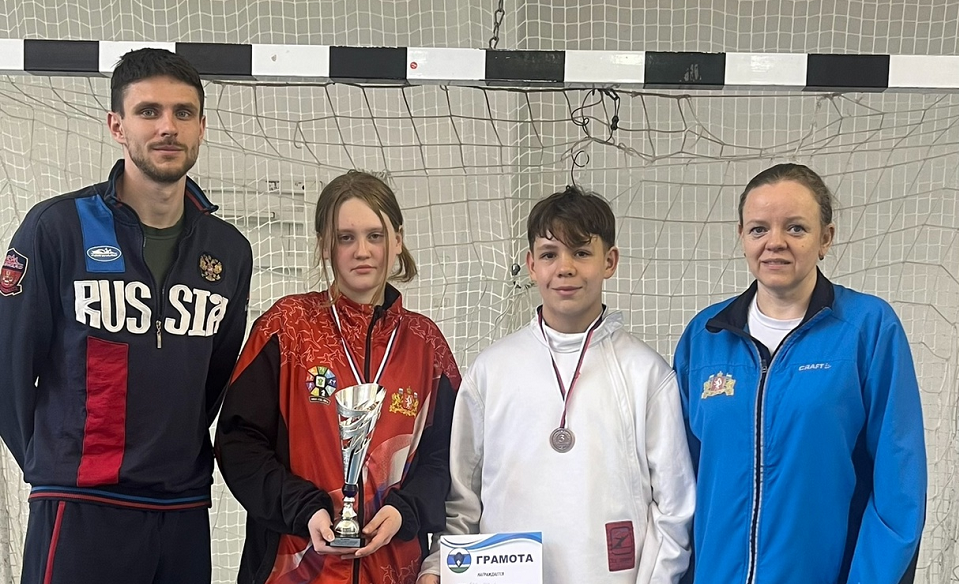 Полевские фехтовальщики защитили честь Урала