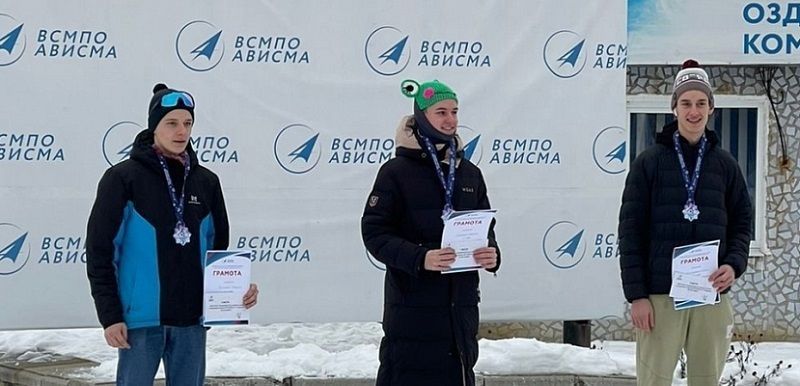 Полевской лыжник завершил сезон областным серебром