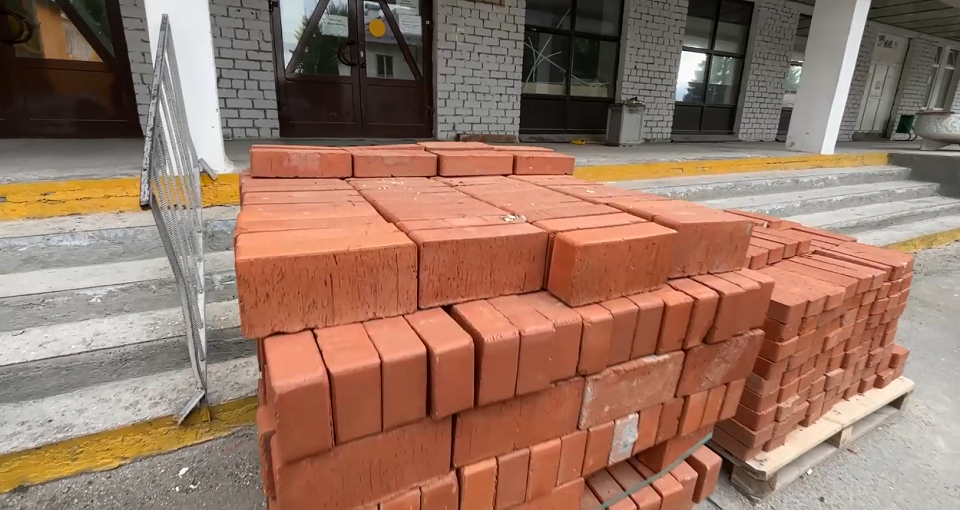 В разгаре ремонт в полевских поликлиниках