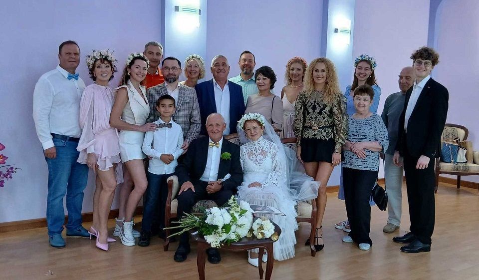 Поздравляем семью Дрягиных с золотой свадьбой!