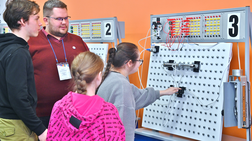 В ПМТ прошел день открытых дверей профессионалитета