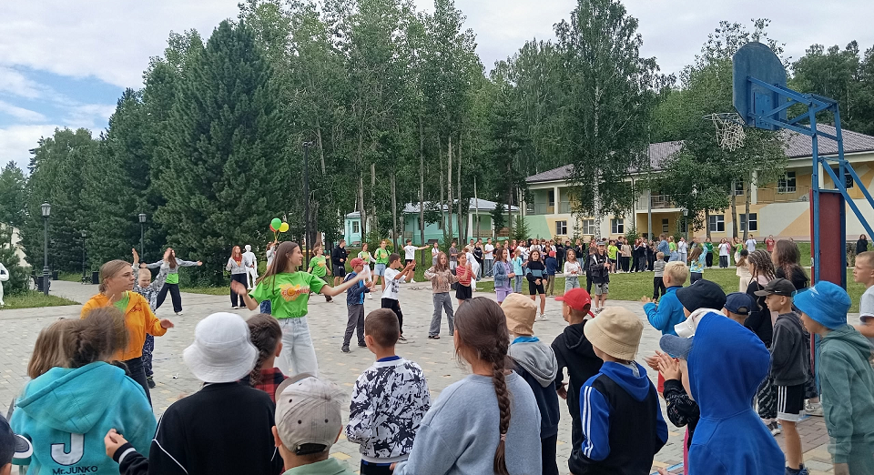 В полевские лагеря отправились полицейские для зарядки