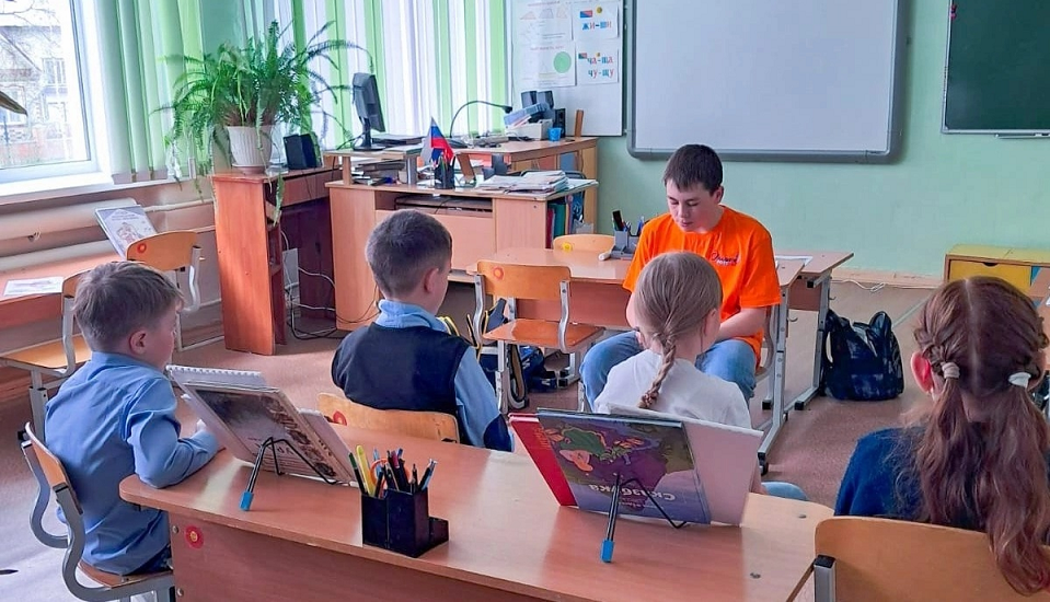 Зюзельские орлята хранят историю