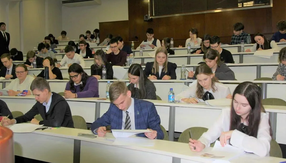 Полевской лицеист отлично выступил на олимпиаде МГИМО