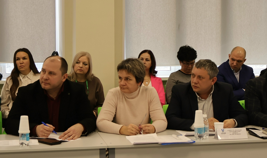 Руководство Полевского многопрофильного техникума участвовало в "Векторе профтеха - 2026"