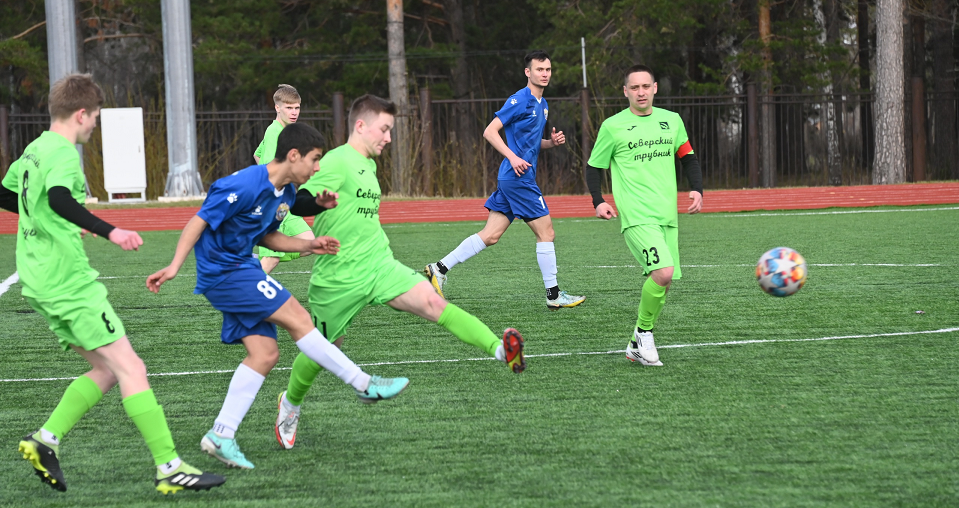 Битва с "Урожаем" - завтра. "Северский трубник" вновь играет дома