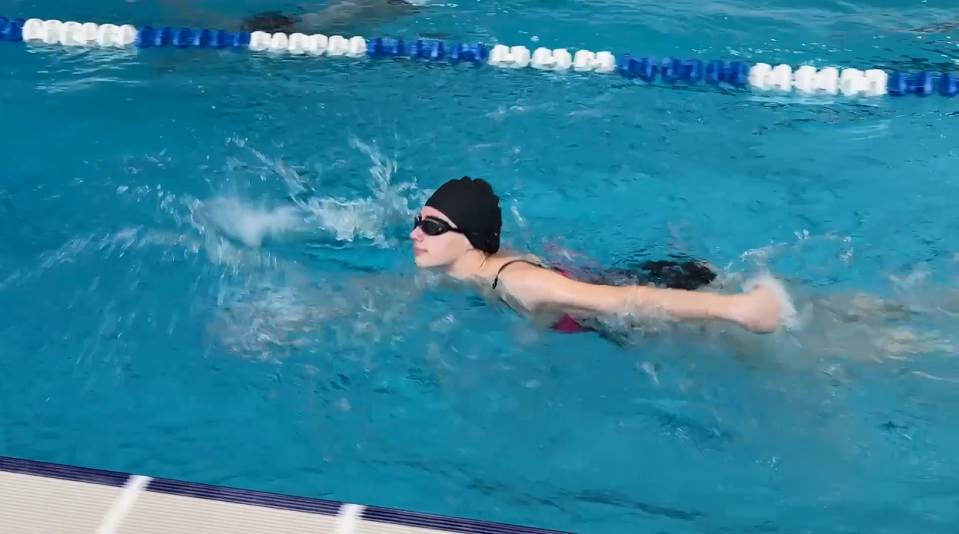 "Голубая волна" вновь на дорожках бассейна Дворца спорта СТЗ