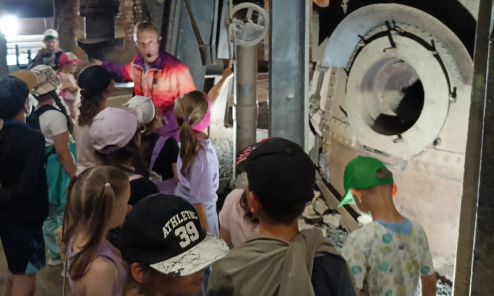 Зеленоборские лицеисты на каникулах познакомились с Северской Домной