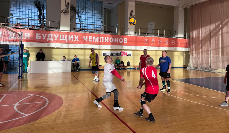 Будущие чемпионы, здоровый образ жизни  и спортивная гордость. Четыре направления ФСК СТЗ