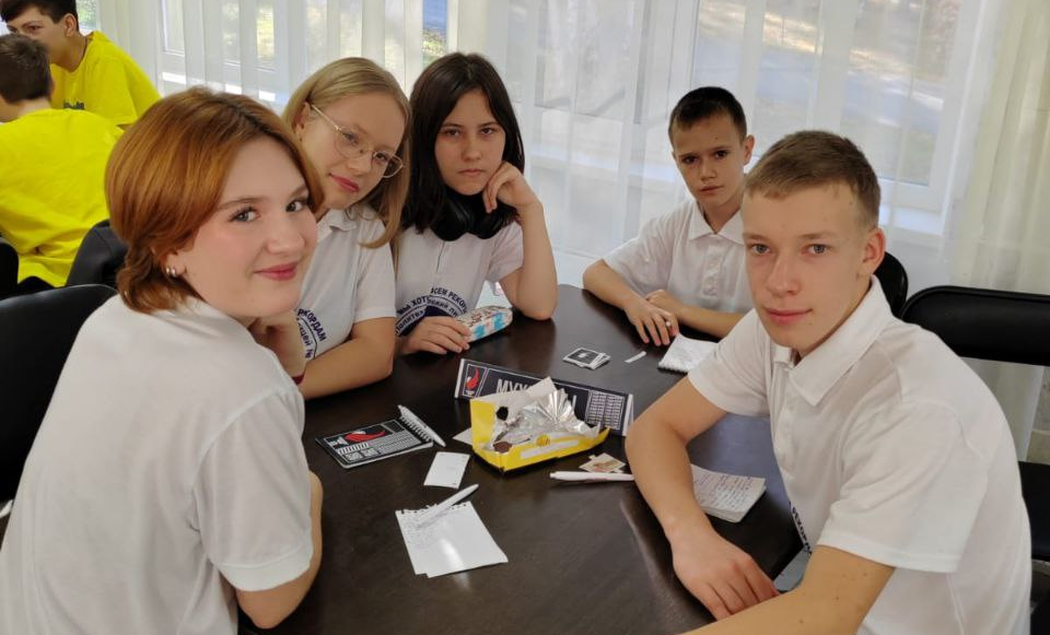 Полевские лицеисты выступили в межрегиональном интеллектуальном кубке