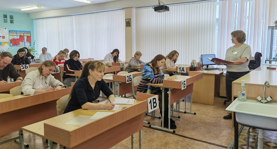 Полевские родители написали пробный ЕГЭ