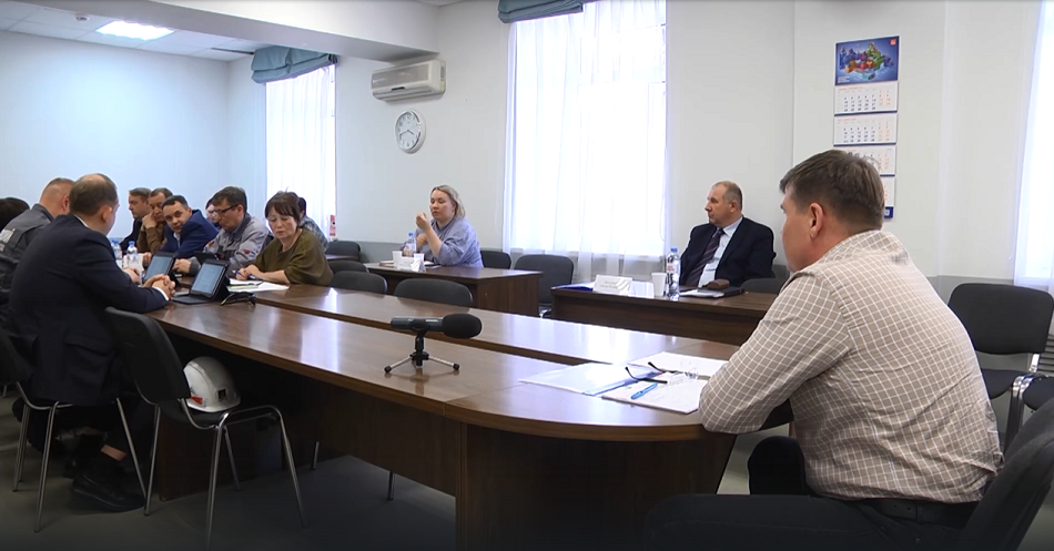 Комитет думы обсудил ремонт полевских дорог