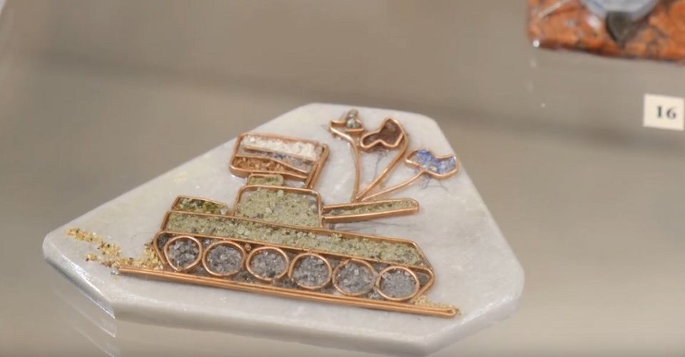 Произведения полевских камнерезов - на выставке