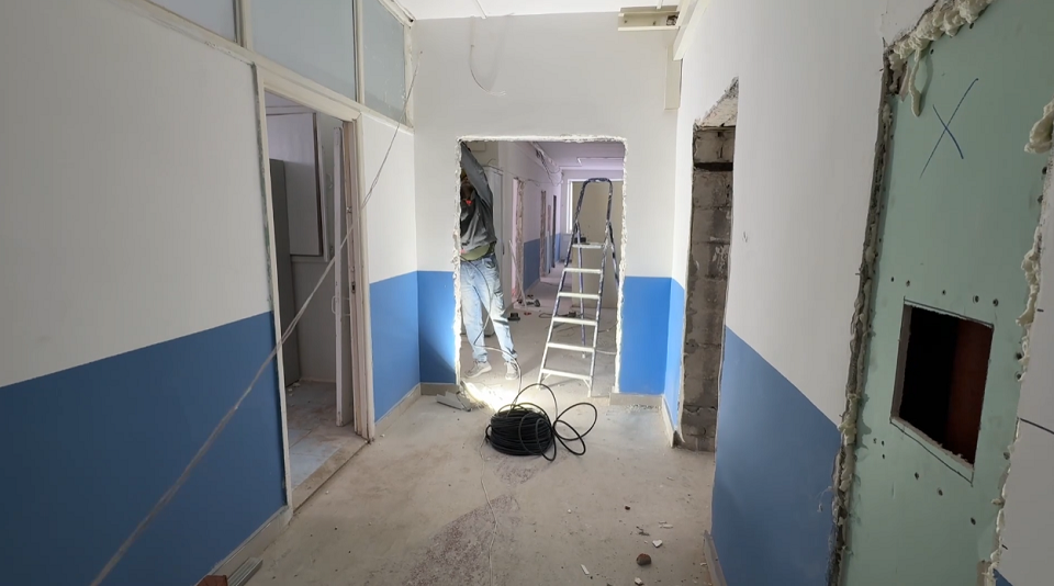 Полным ходом к завершению идет ремонт полевских поликлиник