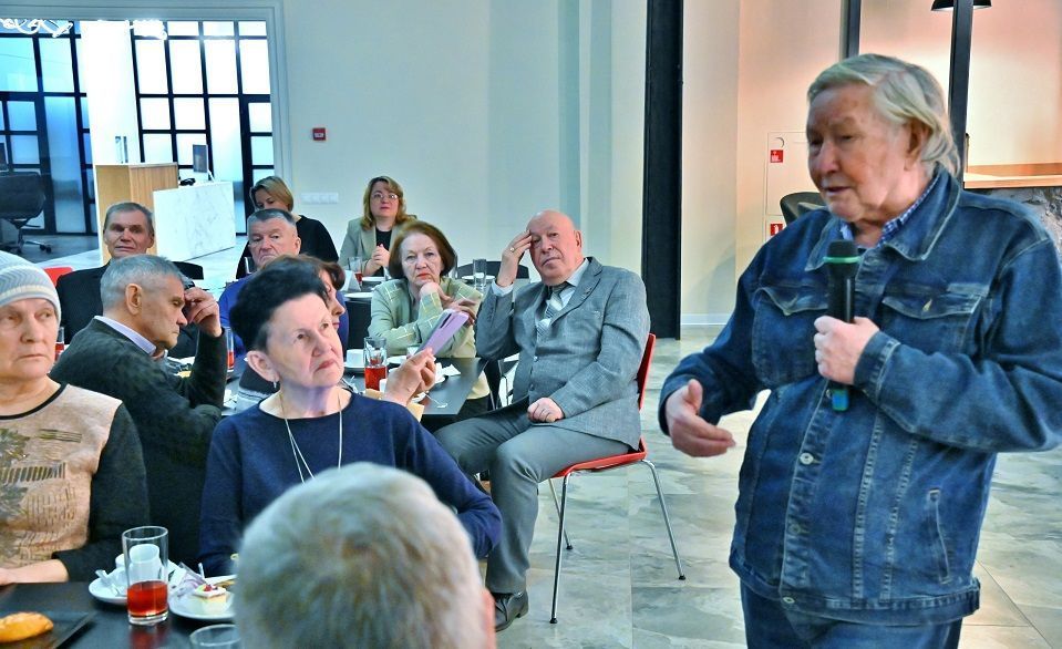 В Северской домне встретились ветераны, стоявшие у истоков заводского музея