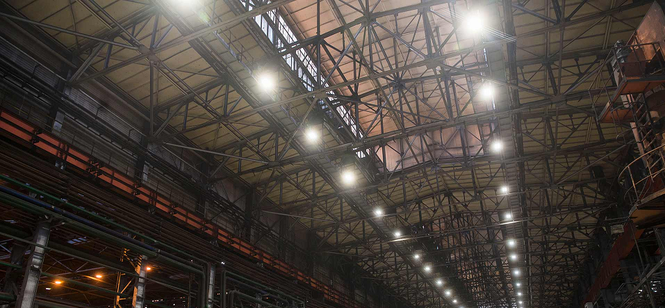 Вслед СТЗ и ТАГМЕТу освещение на экономичное поменяли и на Синарском трубном заводе