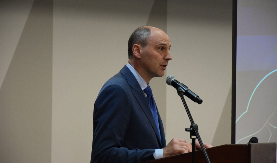 Дениса Паслера выдвинули в губернаторы