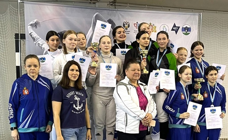 Поздравляем Варвару и Илону с серебром УрФО!