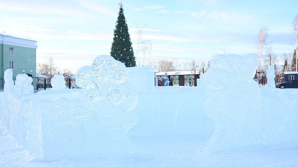 Практически готовы новогодние городки в Полевском