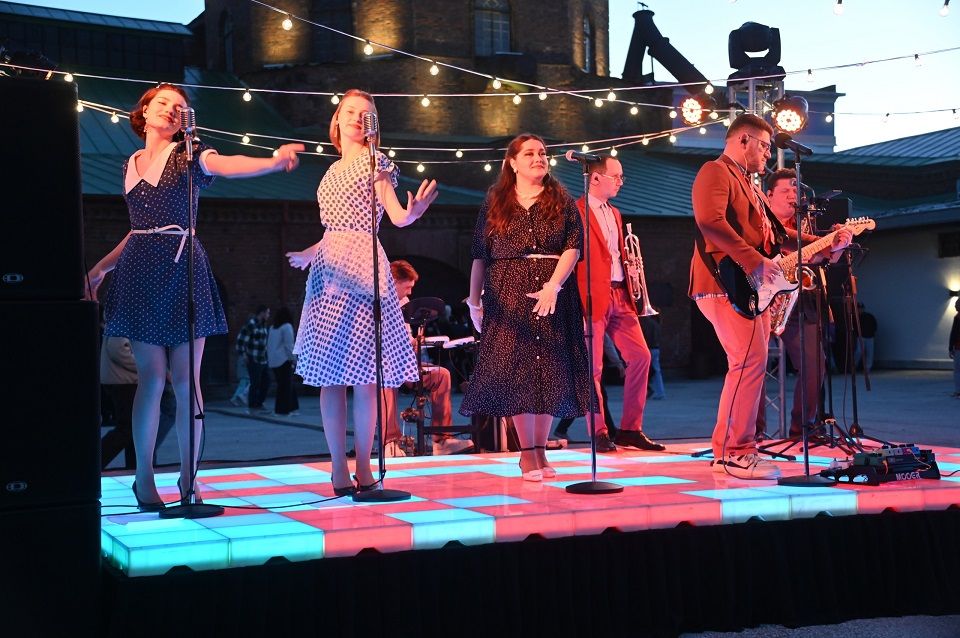 aQOmT9VBjdo.jpg aQOmT9VBjdo.jpg