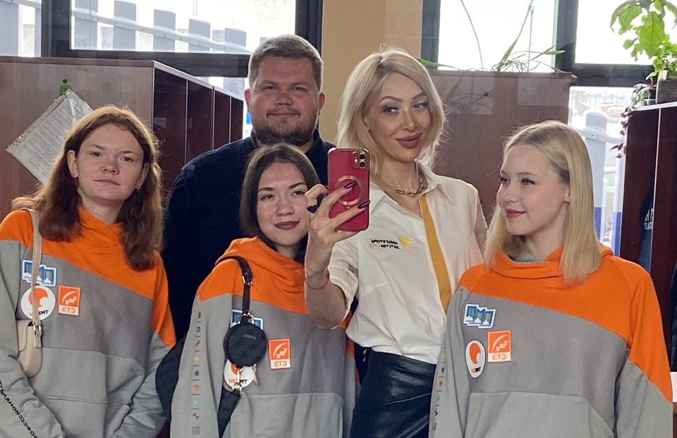 RIdJ7RIjrDA.jpg RIdJ7RIjrDA.jpg