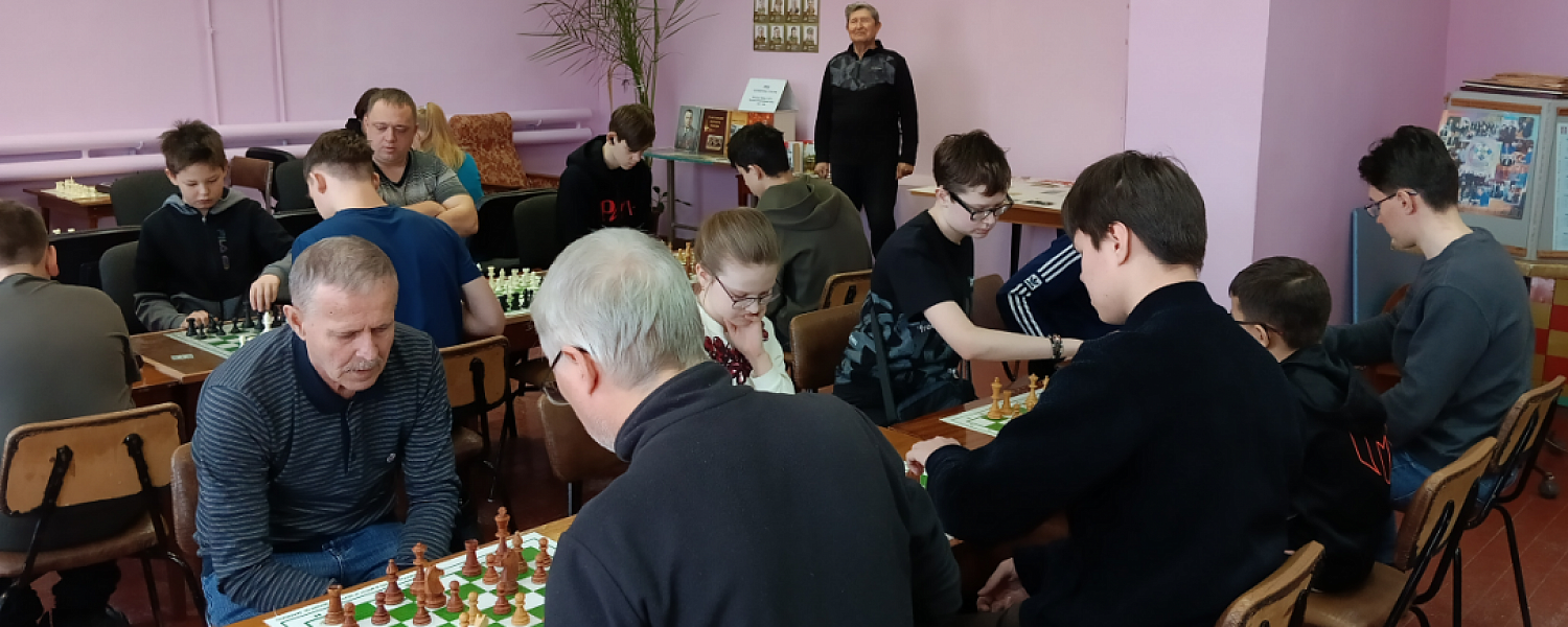 Полевские шахматисты отметили турниром День защитника Отечества