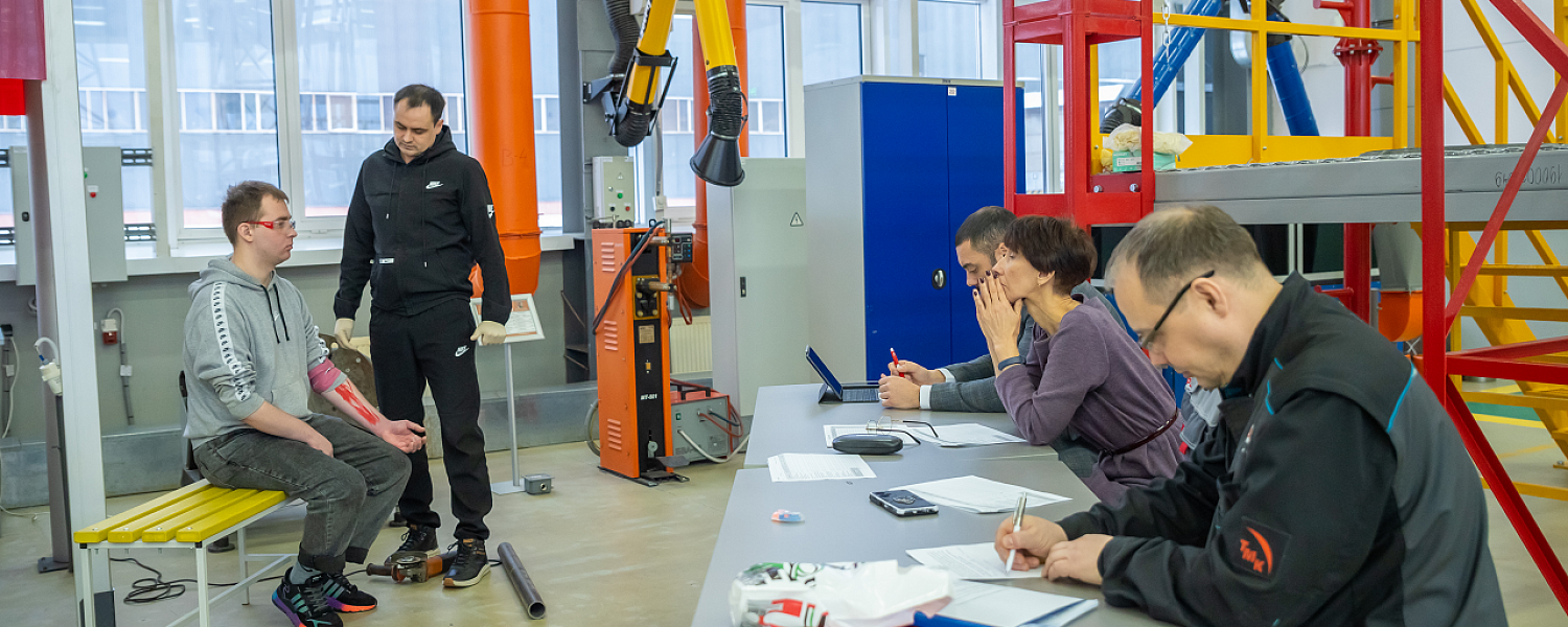 Конкурс по охране труда прошел на СТЗ