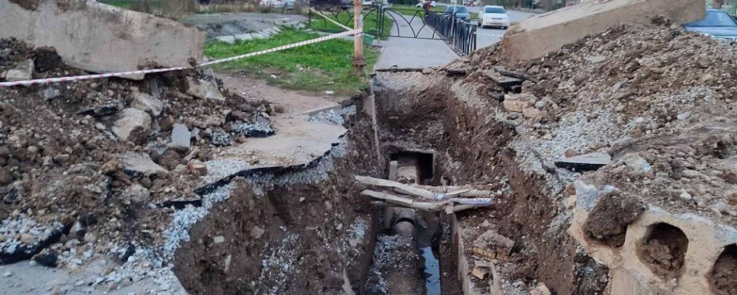 Раскоп на Карла Маркса-Бажова. Фотофакт