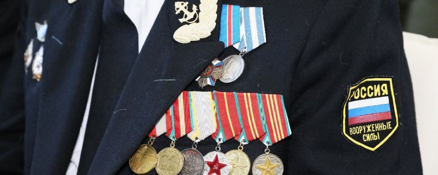 В ДК СТЗ чествовали защитников Отечества и волонтеров тыла  