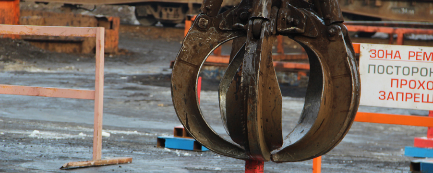 В копровом цехе СТЗ определили лучшего водителя погрузчика